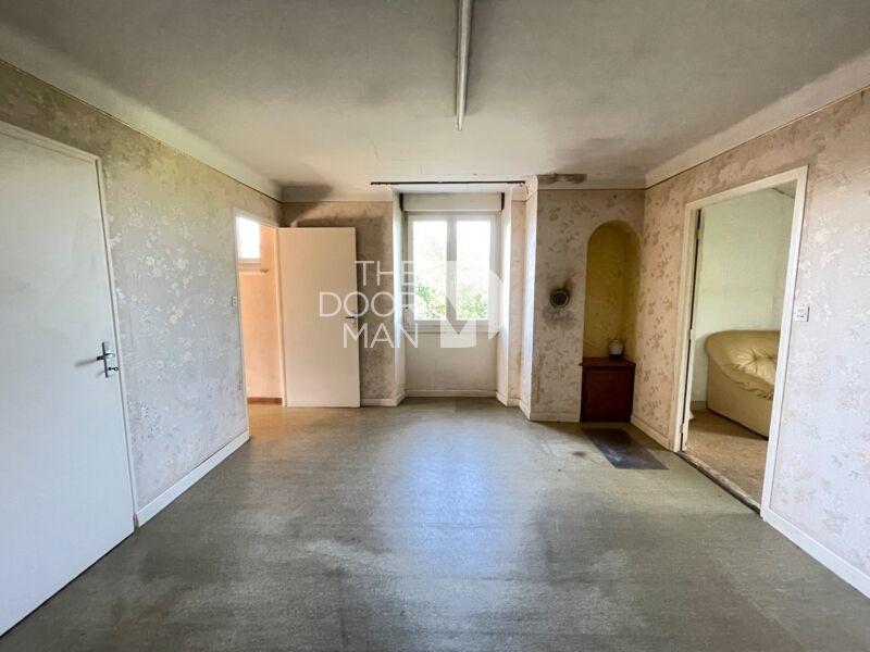Maison - 98 m² - 5 pièces