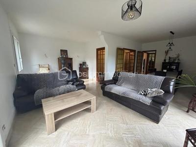 Maison - 187 m² - 7 pièces