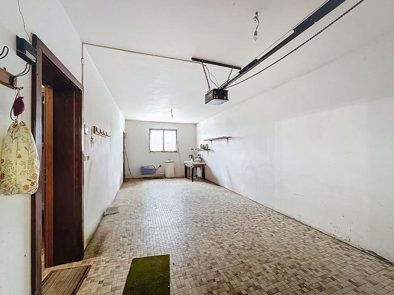 Maison - 186 m² - 8 pièces