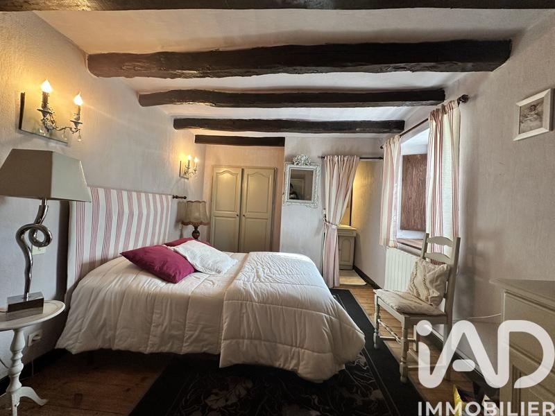 Maison de village - 235 m² - 5 pièces