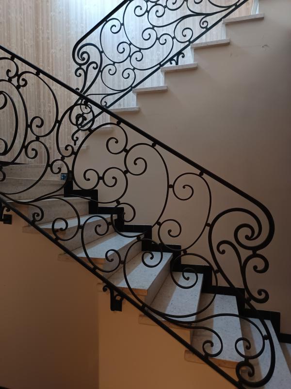 Maison - 270 m² - 8 pièces