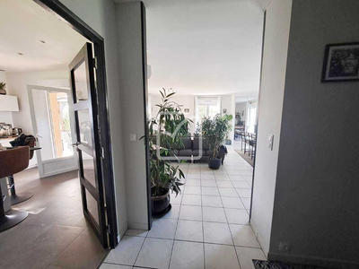 Maison - 114 m² - 6 pièces