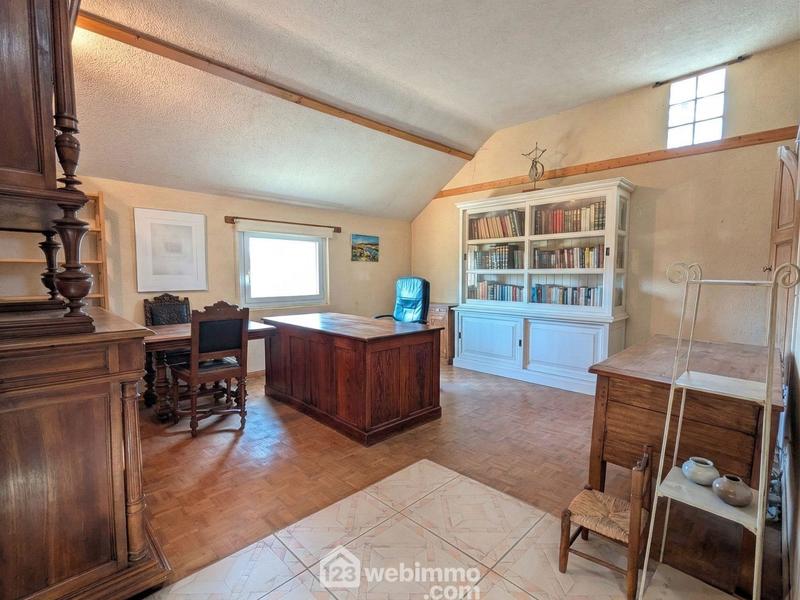 Maison - 135 m² - 7 pièces