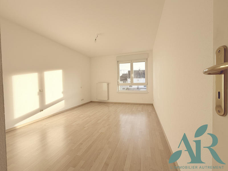 Appartement - 95 m² - 3 pièces
