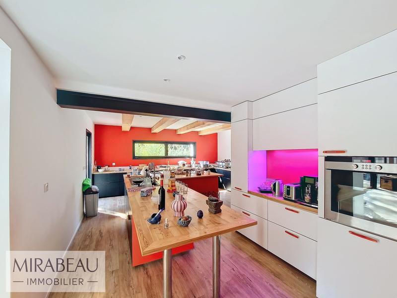 Villa - 172 m² - 6 pièces