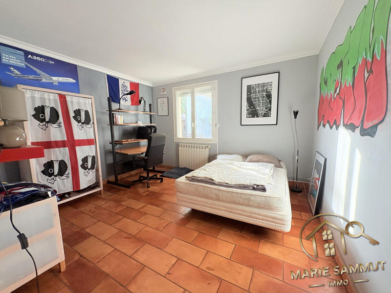 Maison traditionnelle - 163 m² - 5 pièces