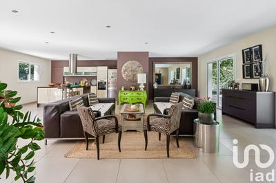 Maison - 190 m² - 6 pièces