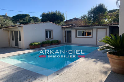 Villa - 160 m² - 7 pièces