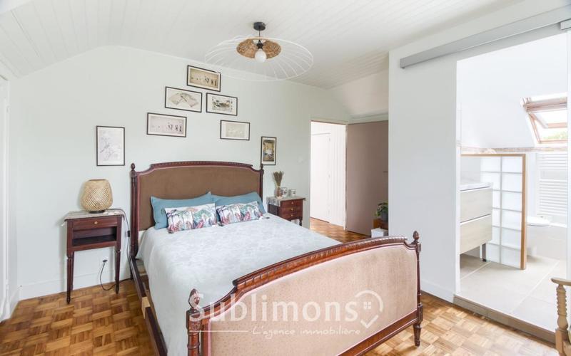 Maison traditionnelle - 133 m² - 5 pièces