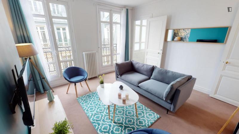 Chambre - 21 m² - 7 pièces