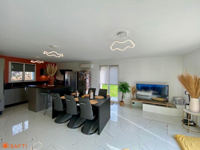 Maison - 90 m² - 4 pièces