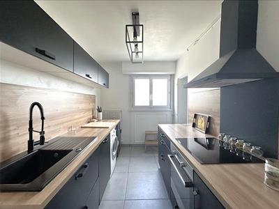 Appartement - 76 m² - 4 pièces