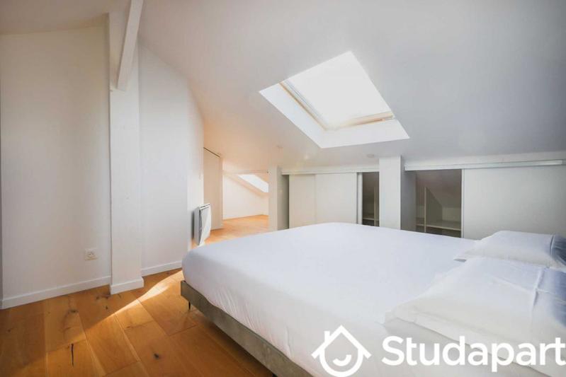 Appartement - 91 m² - 2 pièces