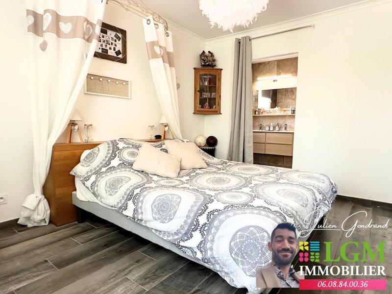 Maison - 194 m² - 6 pièces