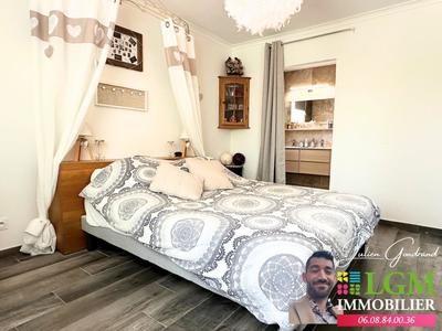 Maison - 194 m² - 6 pièces