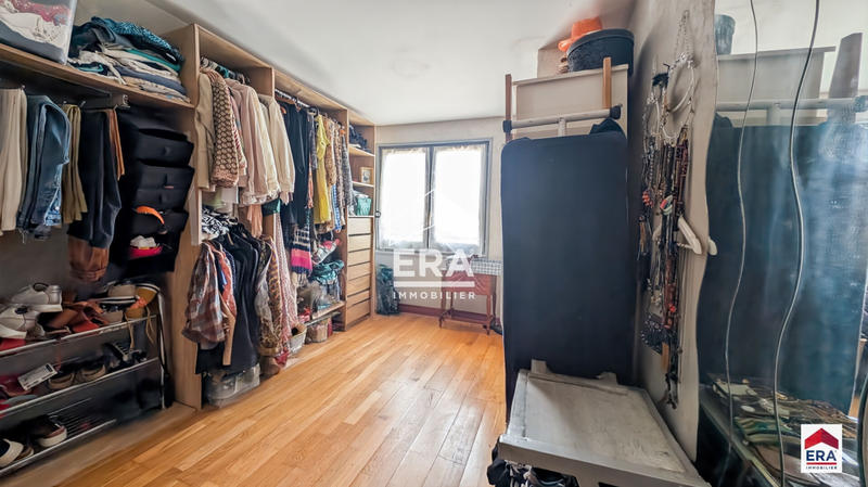 Maison - 93 m² - 4 pièces