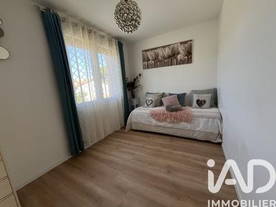 Maison - 144 m² - 8 pièces