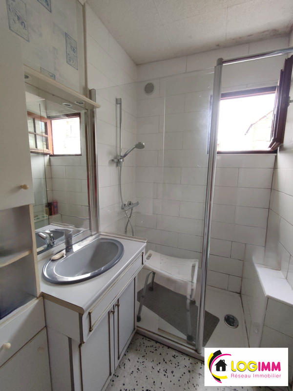 Maison - 92 m² - 4 pièces