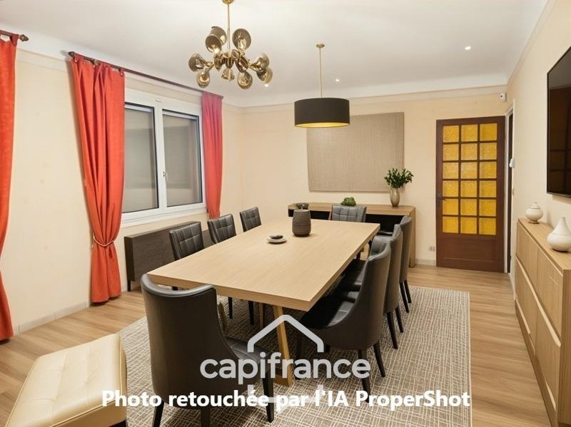 Maison - 199 m² - 9 pièces