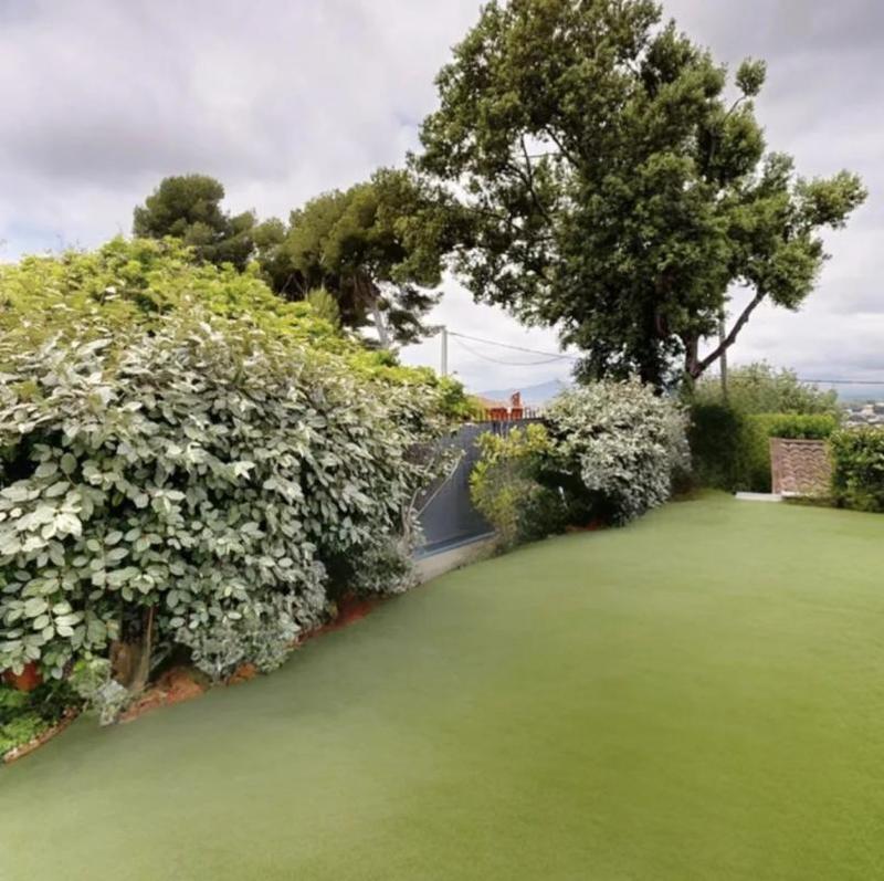 Villa - 200 m² - 7 pièces