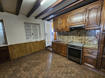 Maison - 140 m² - 7 pièces