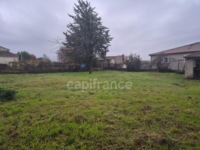 Terrain constructible - 754 m²