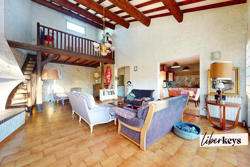 Maison de village - 259 m² - 4 pièces