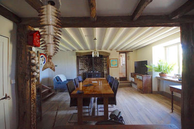 Maison - 237 m² - 8 pièces