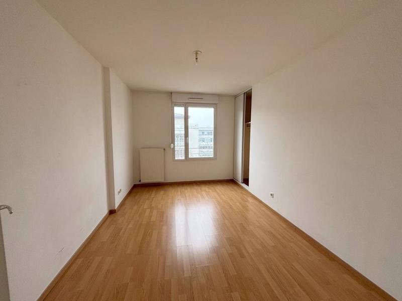 Appartement - 92 m² - 4 pièces