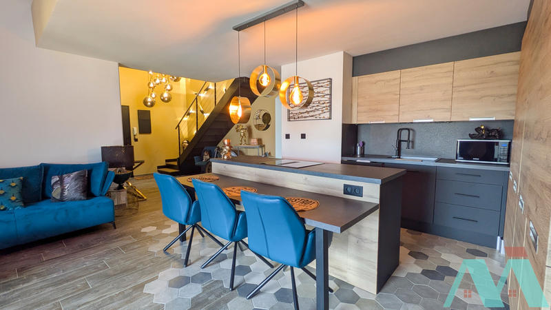 Appartement - 96 m² - 3 pièces