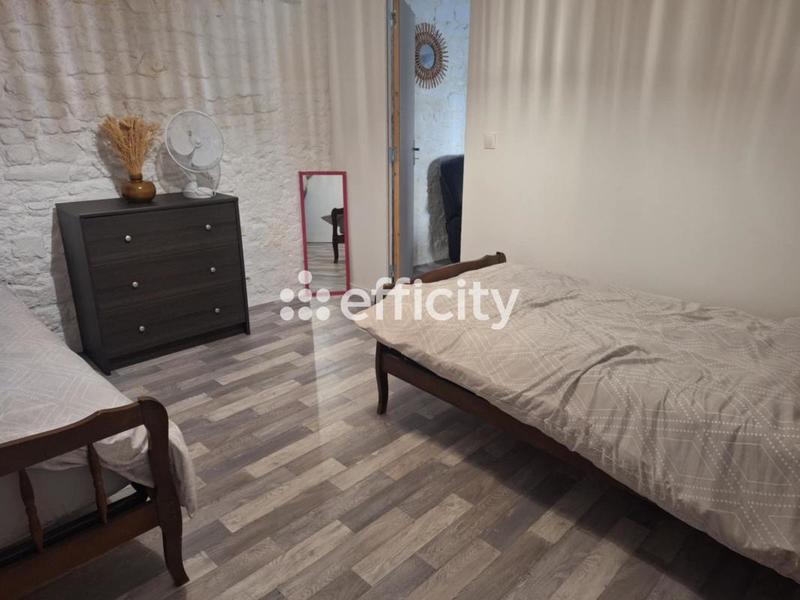 Maison - 248 m² - 8 pièces