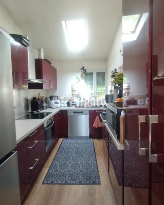 Maison - 115 m² - 6 pièces