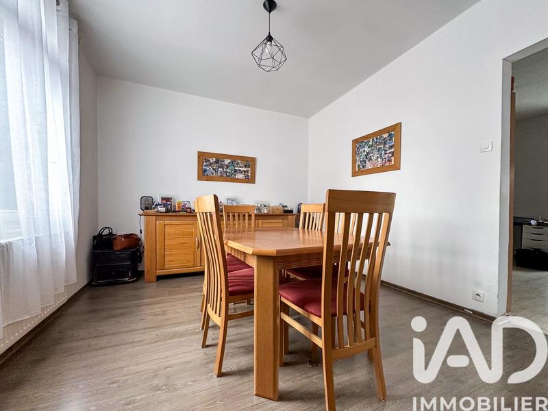 Maison - 102 m² - 5 pièces