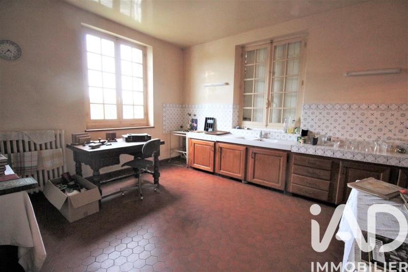 Maison - 246 m² - 8 pièces