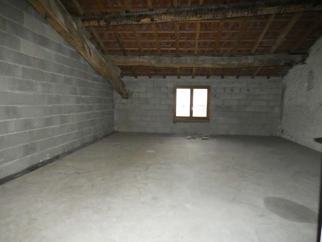 Maison - 204 m² - 7 pièces