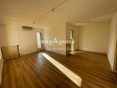 Appartement - 66 m² - 3 pièces