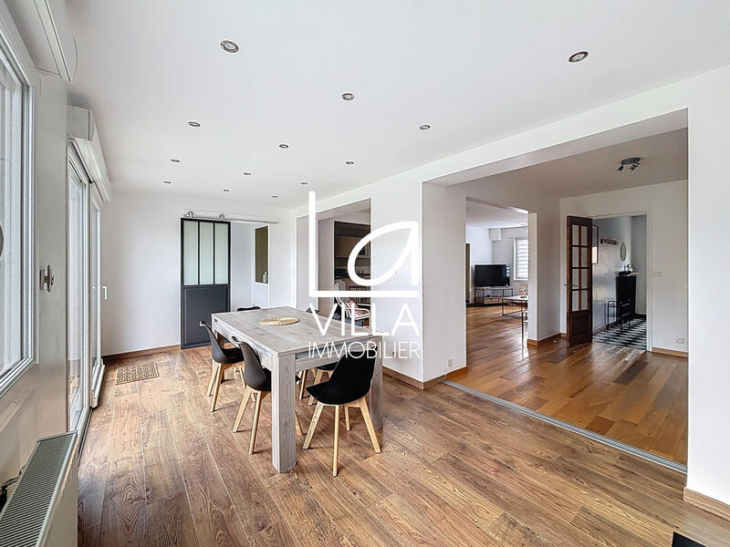 Maison - 170 m² - 7 pièces