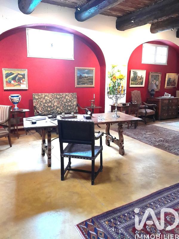 Maison - 500 m² - 11 pièces