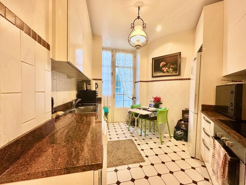 Appartement - 133 m² - 4 pièces