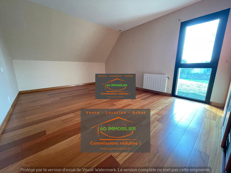 Maison - 177 m² - 6 pièces