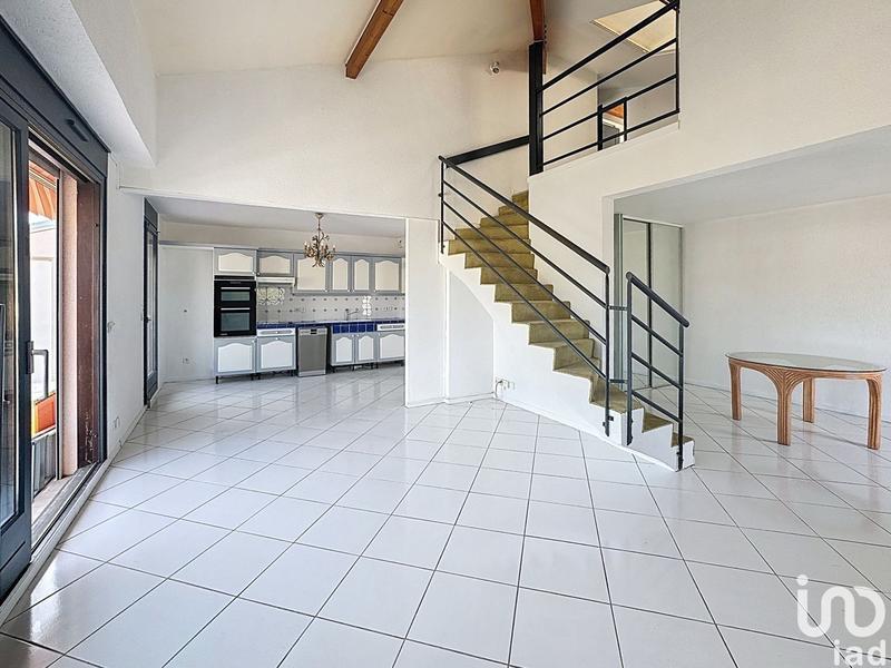 Appartement - 88 m² - 3 pièces