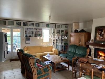 Maison - 93 m² - 4 pièces