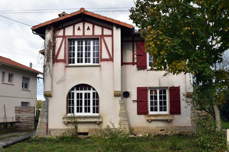 Maison - 166 m² - 7 pièces