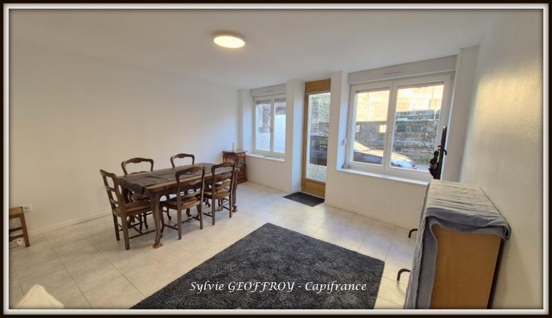 Immeuble - 108 m² - 6 pièces