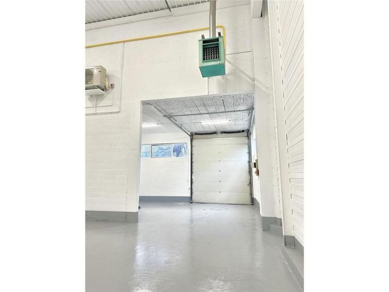 Local d'activité / Entrepôt - 534 m²