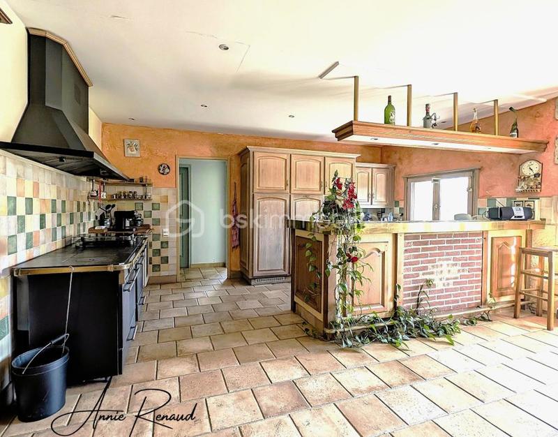 Demeure - 299 m² - 10 pièces