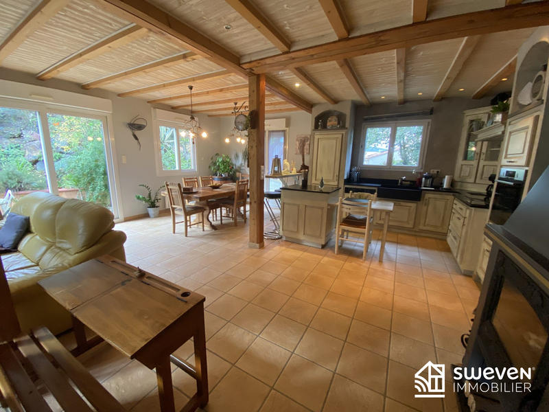 Maison - 125 m² - 5 pièces