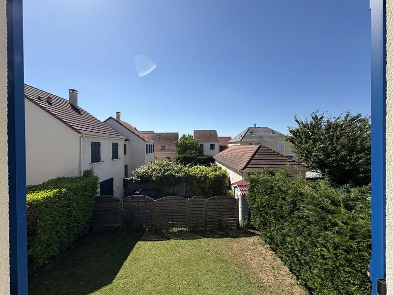 Maison traditionnelle - 80 m² - 5 pièces