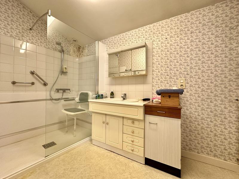 Maison ancienne - 241 m² - 6 pièces