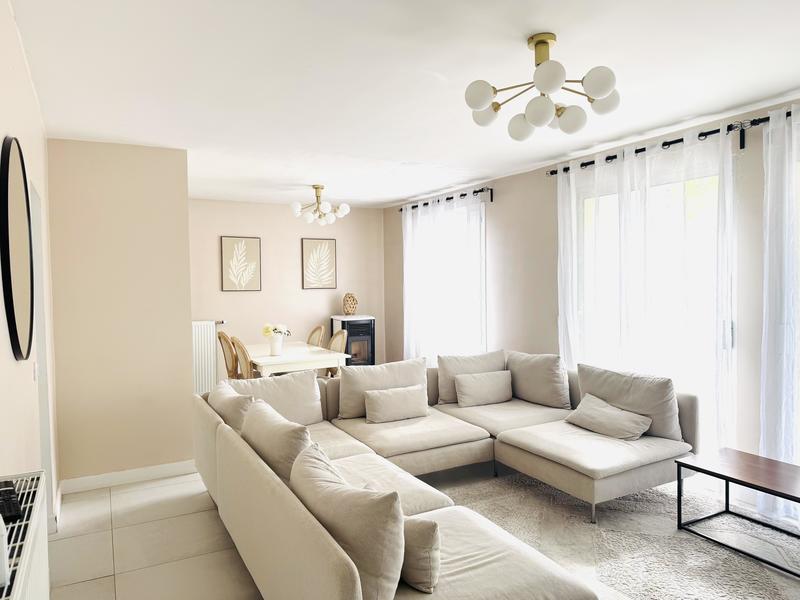 Maison - 95 m² - 5 pièces